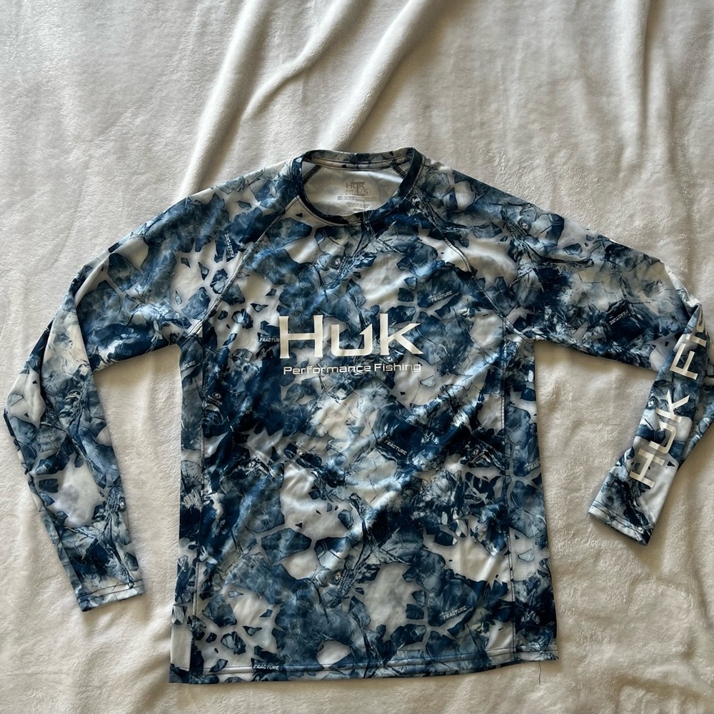 Huk Fishing UPF Rashguard